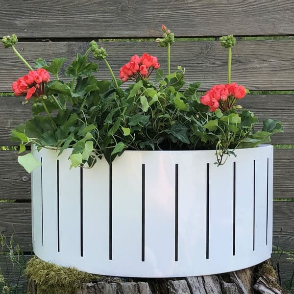 Blomlåda Väggampel Ventura Funky 45cm Vit
