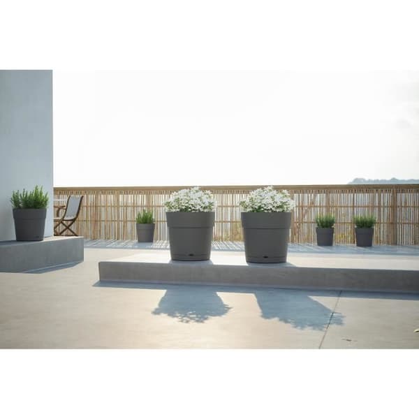 Blommorpanna och runda capri -capri - Plast - Vattentank - Diameter 50 cm - vit - Artevasi