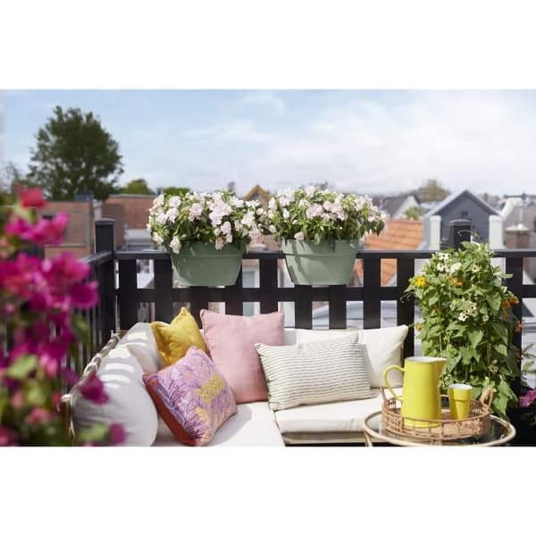 ELHO - Blomkruka - Vibia Campana Flower Bridge 40 - Pistaschgrön - Utomhusbalkong - L 26 x B 39 x H 22 cm
