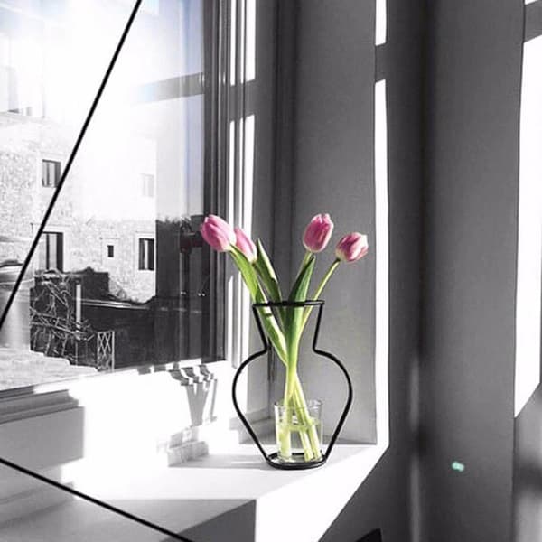 Unik planteholder - jern - sort