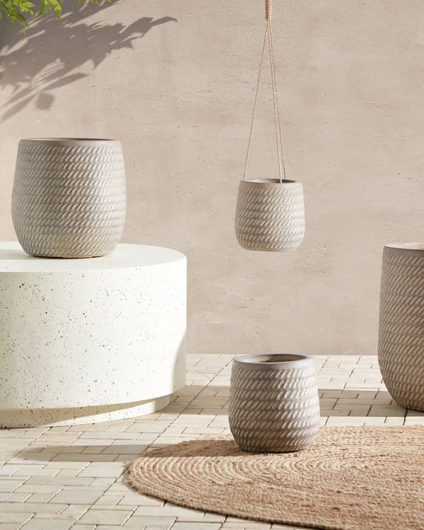 Hængekrukke beige grå fiberler ⌀ 39 cm jutesnor have rund blomsterkrukke præget mønster