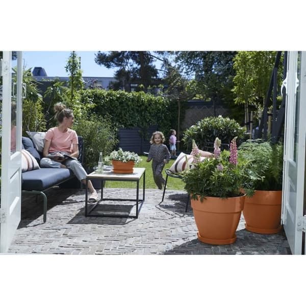 Elho Vibia Campana Rund Blomsterlåda 55 - Brun - Ø 55 x H 47 cm - utomhus - 100% återvunnen