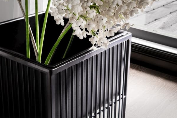 Rootz 2-delt plantepotter - Urtepotter - Moderne design - Elegance og funktionalitet - Håndlavet - Pulverlakeret jern - 25 cm x 50 cm x 25 cm