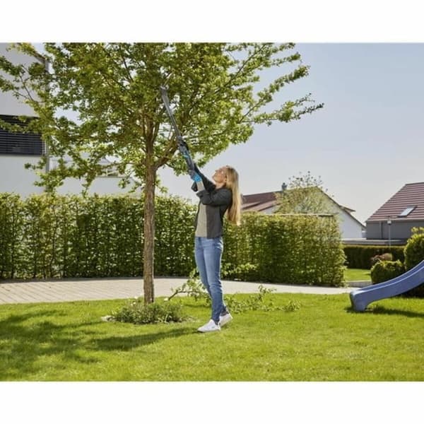 Akkukäyttöiset oksasakset Gardena