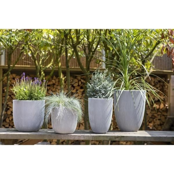 Kulblomkruka - CAPI EUROPE - GROOVE NL - 35 x 34 cm - Elfenben