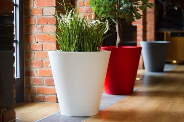 Moderne Belyst Blomsterpotte - Elegant Design Til Indretningsdesignere