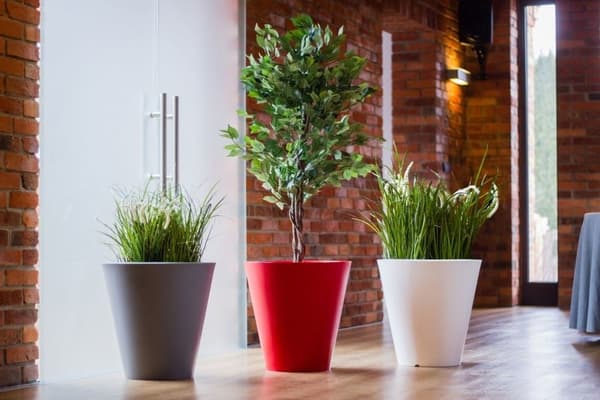 Moderne Belyst Blomsterpotte - Elegant Design Til Indretningsdesignere