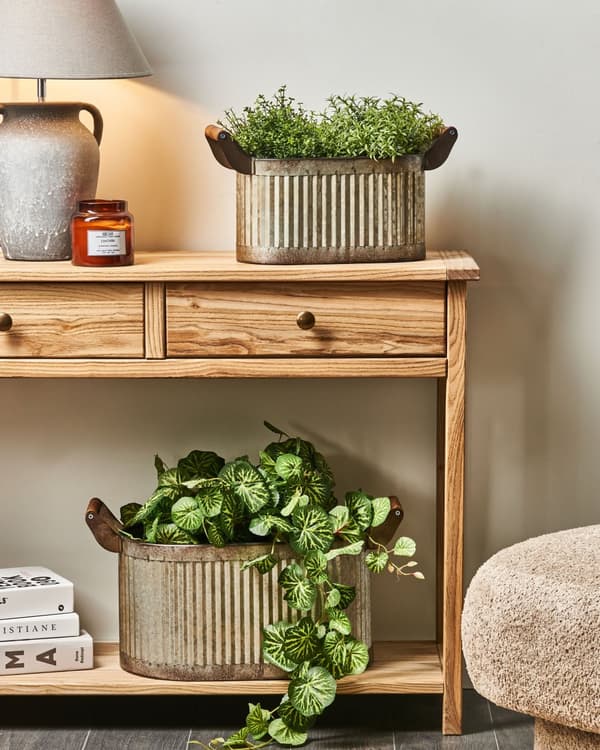 Sett med 2 blomsterpotter Grå Metall Plast Slitt finish Håndtak Innendørs- og utendørsbruk Industriell stil Krukker