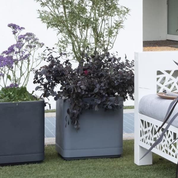 Kubblomkruka - DEROMA - Cosmo - Ashgrey - Självbevattnande - Hjul - 38 cm