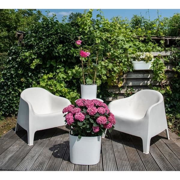 Kruka med vattenreserv - GARDEN ID Respect - Vit 25 x 25 cm - 100% hushållsavfall - 100% återvinningsbart - Strukturerad yta