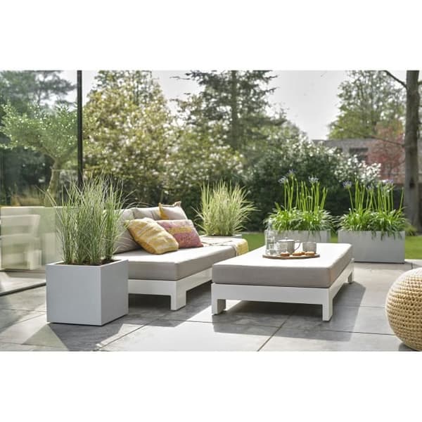 Elho Vivo Next Square 30 blomsterkasse - Grå - Ø 30 x H 29 cm - indendørs/udendørs - 100% genbrugt