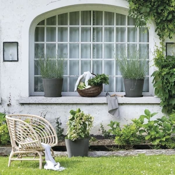 Blomsterpotteskål Deroma