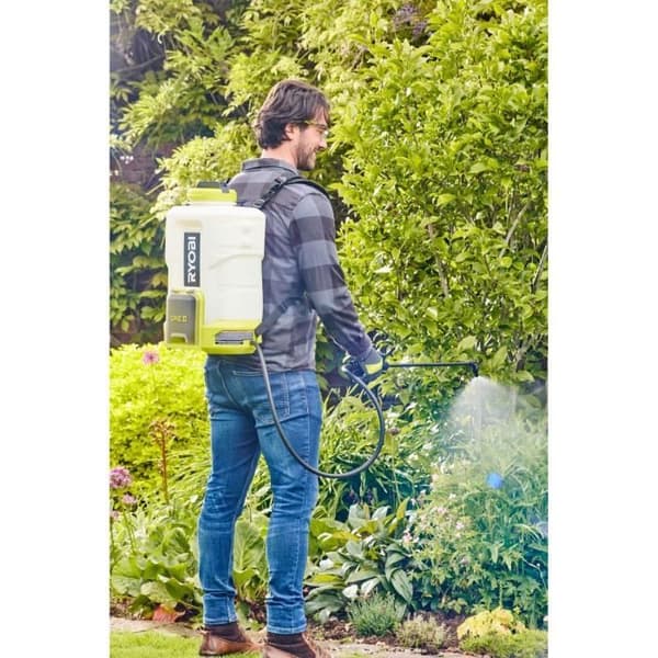RYOBI rygsprøjte - RY18BPSB-0 - 18V One Plus - 15L - 6,2 bar - Uden batteri eller oplader