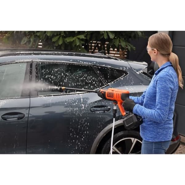 BLACK + DECKER BCPC18B-XJ 18V LITHIUM Sladdlös högtryckstvätt 24 bar - utan batteri