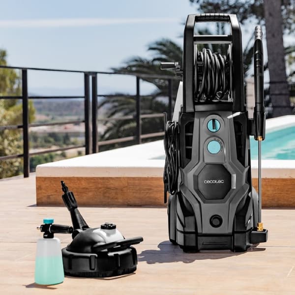Cecotec HydroBoost 3200 TotalClean pressure washer with Brushless motor. Suitable for your home, garden, or car. Powerful, efficient, and easy to car
