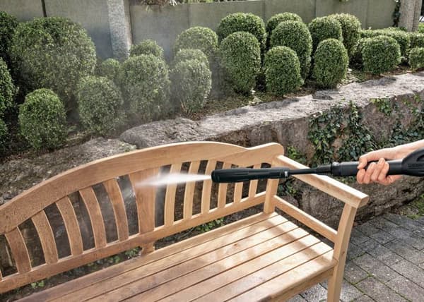 Högtryckstvätt - KARCHER - K 4 Universal - 130 bar - 420 L/h - tvättmedelsbehållare