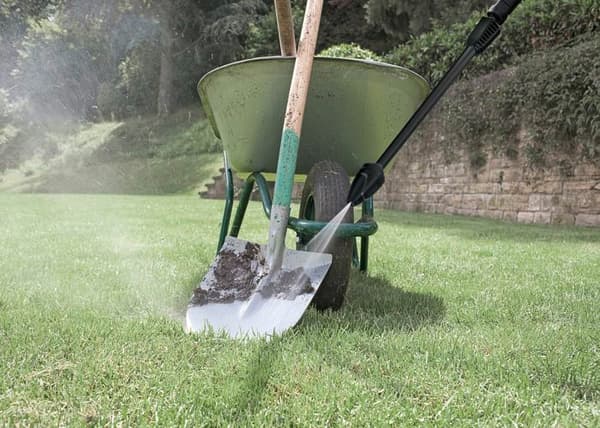 Högtryckstvätt - KARCHER - K 4 Universal - 130 bar - 420 L/h - tvättmedelsbehållare
