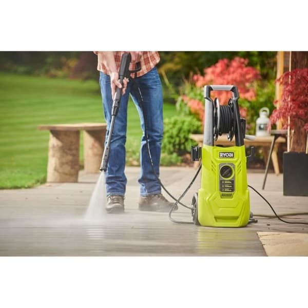 RYOBI - 2000 W 150 bar højtryksrenser - 450 L - 8 m slange, 0,9 L tank + vario- og turbolanse og børste - RY150PWA