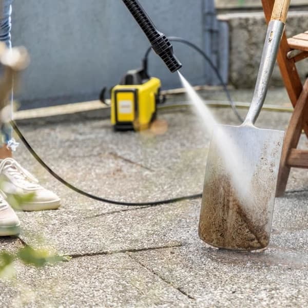 KARCHER - OC 6-18 mobil støvsuger med mellemtryk - 18 V / 2,5 Ah batteri + standardoplader medfølger - 24 bar - 200 l/t