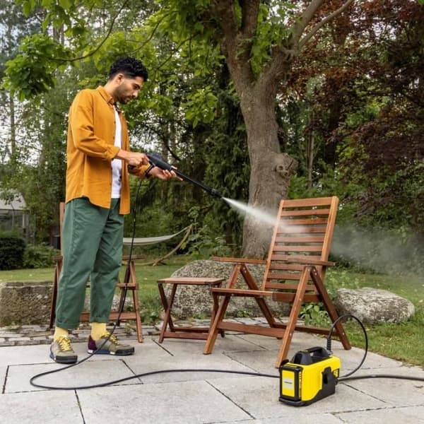 KARCHER - OC 6-18 mobil støvsuger med mellemtryk - 18 V / 2,5 Ah batteri + standardoplader medfølger - 24 bar - 200 l/t