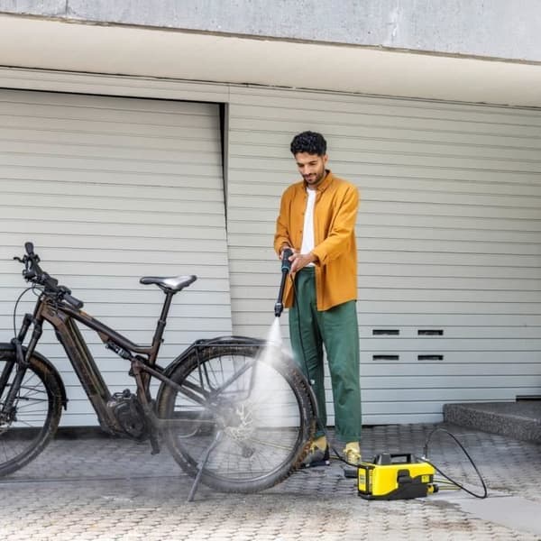 KARCHER - OC 6-18 keskipaineinen mobiilipesuri (ilman irrotettavaa 18 V akkua) - 24 baaria - 200 l/h
