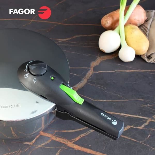 Autocuiseur 6 + 4 L, Induktion, Rostfritt Stål 18/10, 2 Trycknivåer FAGOR Fagor Rapid Xpress 6/4 Silver 800086
