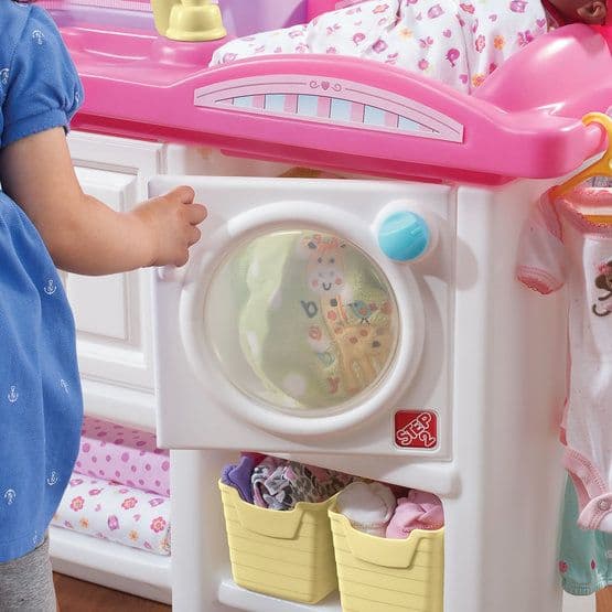 Step2 - Love & Care Deluxe Nursery