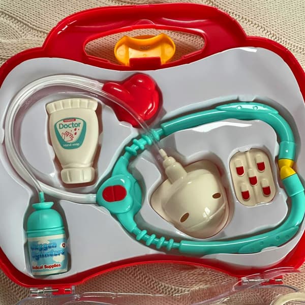 WOOPIE Little Doctors Hospital Set Læger i kuffert + tilbehør