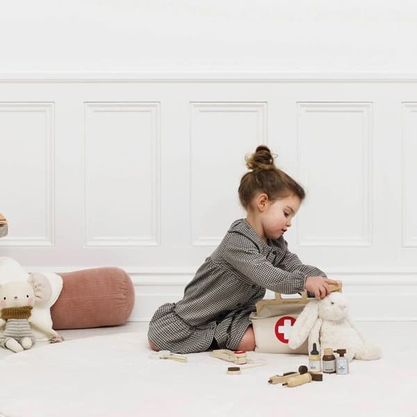 Le Toy Van - Veterinärväska med tillbehör - PETIT JOUR