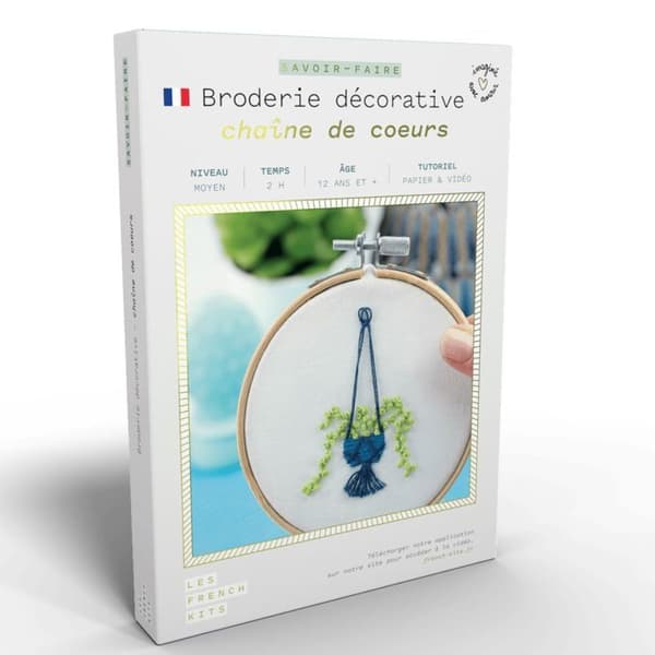 French Kits sömnads- och broderisats - Chain of Hearts - Medium Level - 7 stycken