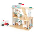 Miniatyrbillede 9 af 11: VIGA træhospital med ambulance og elevator – 15 dele