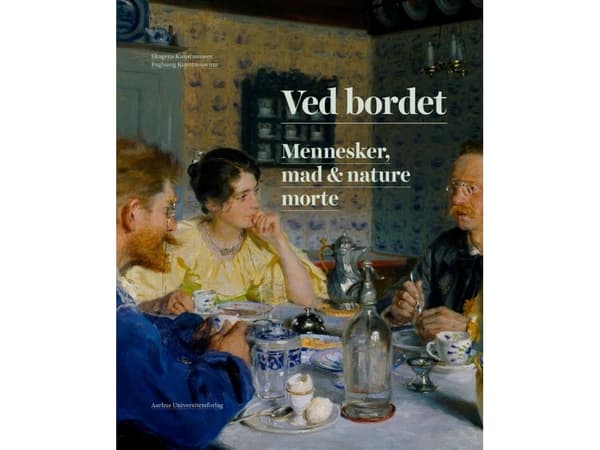 Vid bordet | Lise Bek, Tine Nielsen Fabienke, Mette Bøgh Jensen, Caroline Nyvang, Gertrud Øllgaard | Språk: Danska