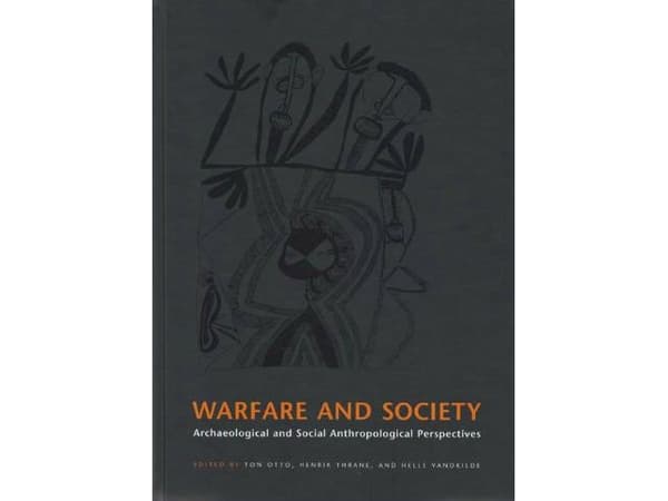 Warfare and Society | Kieli: Englanti