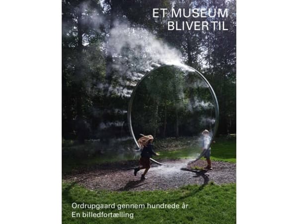 Museosta tulee | Anne-Birgitte Fonsmark, Dorthe Vangsgaard Nielsen ja Janus Weinreich Pomo | Kieli: Tanska