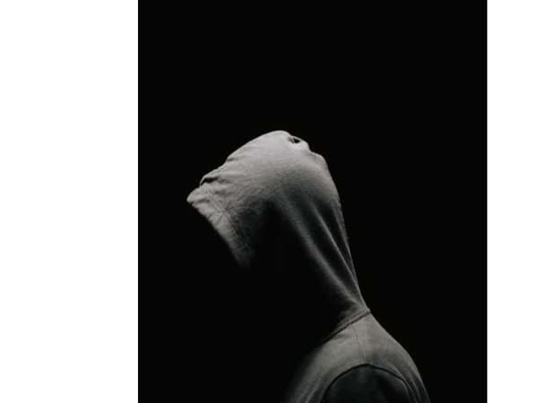 PAKI4LIFE | Dhurata Emini - Obaidi & Shkurte Emini | Språk: Engelsk