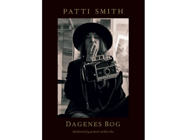 Dagenes Bog | Patti Smith