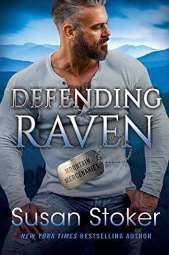 Defending Raven: 7 (Mountain Mercenaries, 7) by Stoker, Susan Paperback Book Pre-Owned English