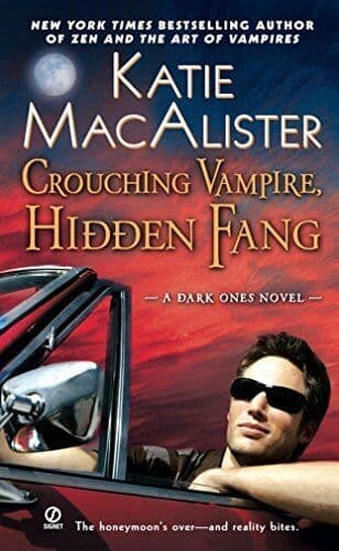A Dark Ones Novel - 07: Crouching Vampire, Hidde by Kate MacAlister Paperback Book Pre-Owned English