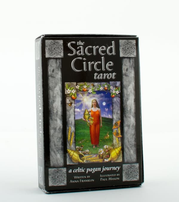 Sacred Circle Tarot Deck (78-card deck) 9780738740133