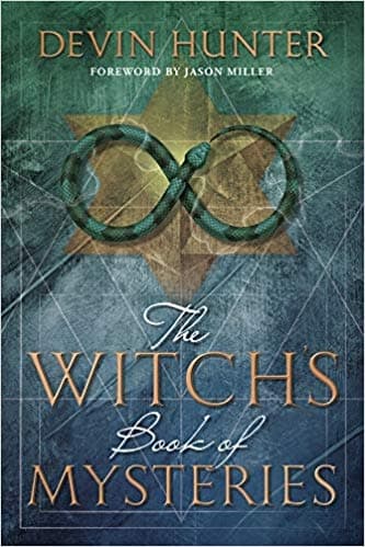 The Witch's Book of Mysteries 9780738756561