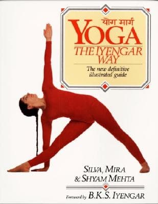 Yoga: The Iyengar Way 9780679722878