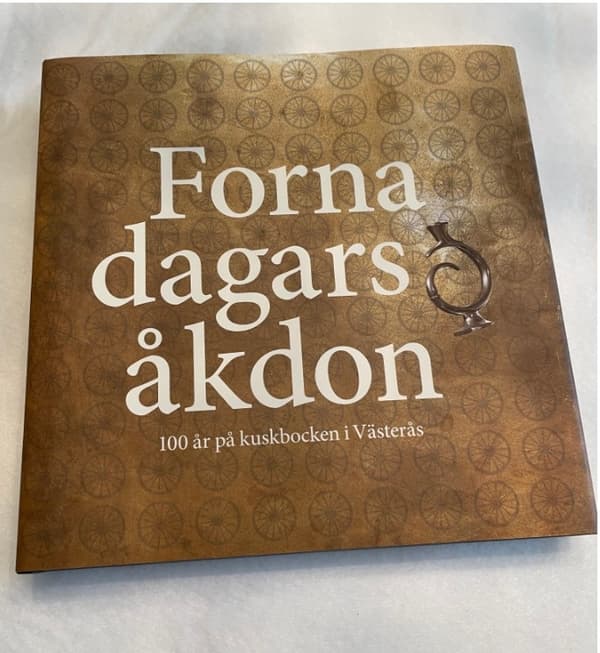 Forna dagars åkdon 9789198886207