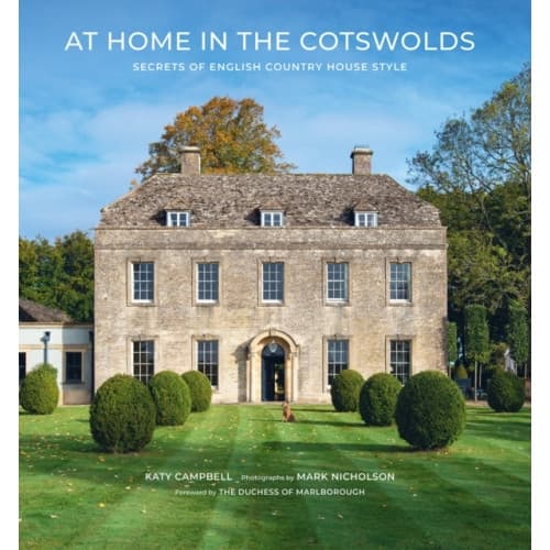 At Home in the Cotswolds (inbunden, eng)