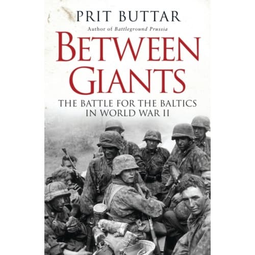 Between Giants (häftad, eng)