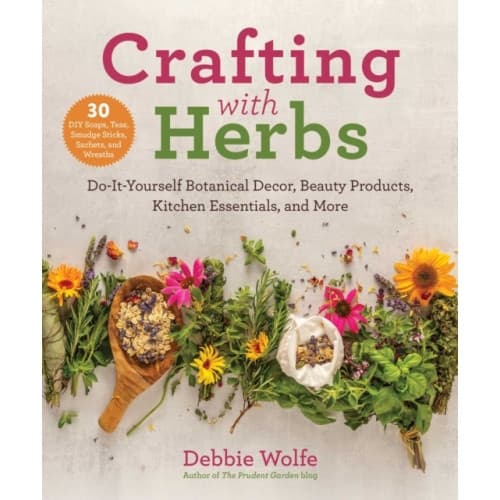 Crafting with Herbs (häftad, eng)
