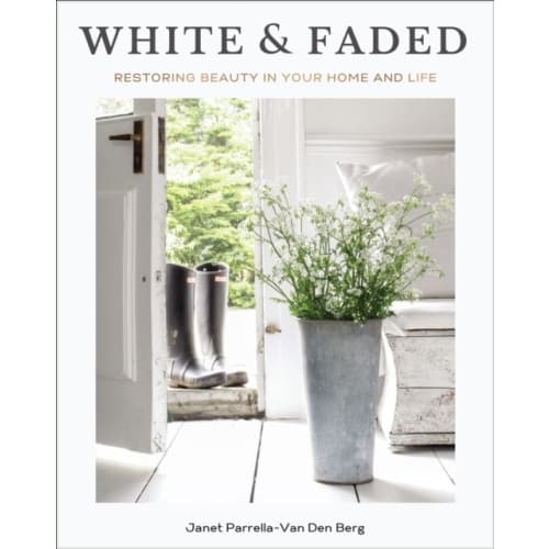 White and Faded (inbunden, eng)