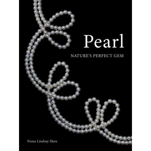 Pearl (inbunden, eng)