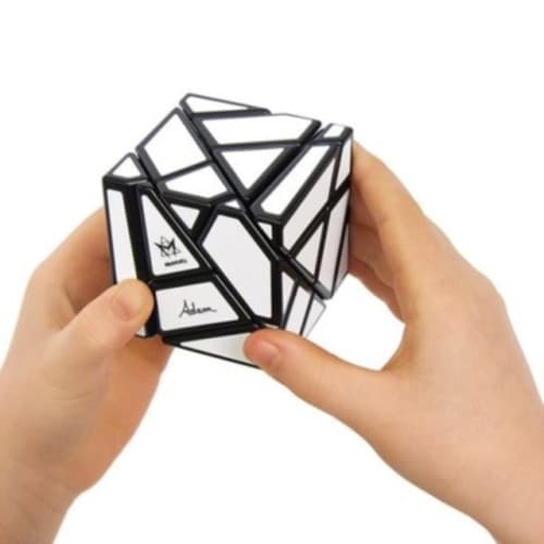 Ghost Cube (häftad, eng)