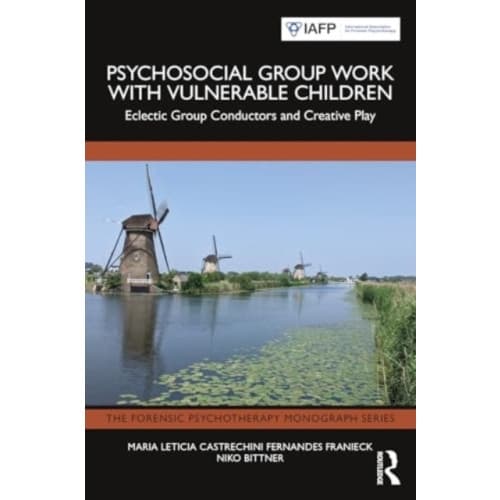 Psychosocial Group Work with Vulnerable Children (häftad, eng)