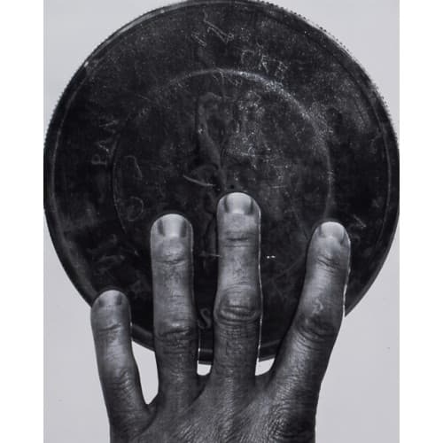 Hand Smoothed by Coin (häftad, eng)